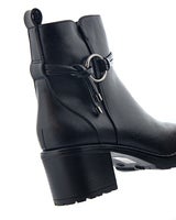 Emelie Strandberg Svart