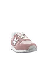 New Balance Rosa Sneakers