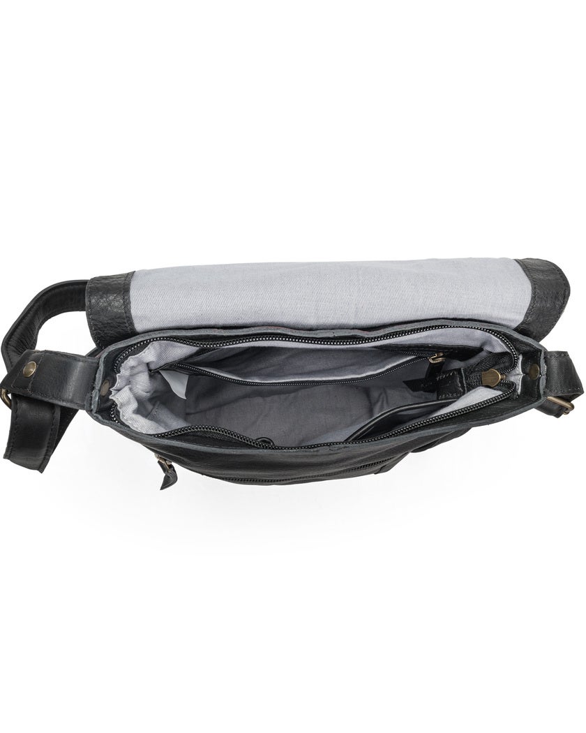 House of Sajaco Svart Väska