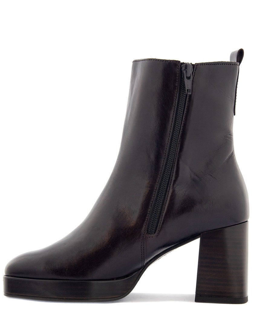 Gabor Brun Stövlett