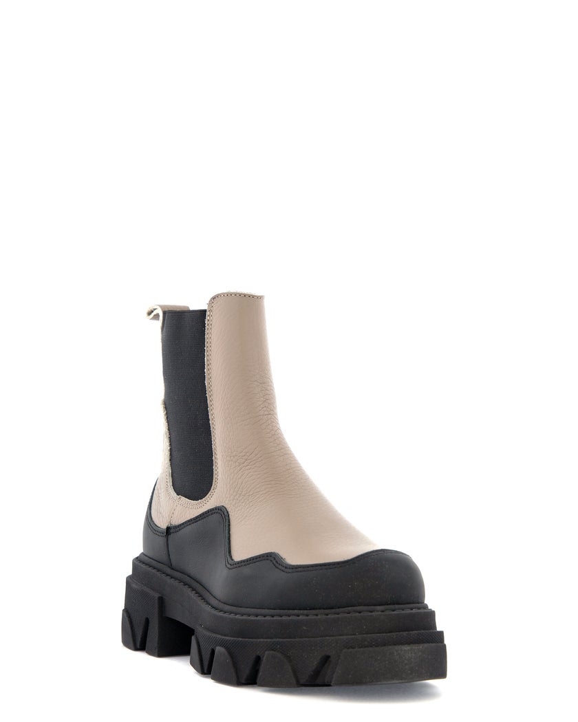 Steve Madden Beige Boots