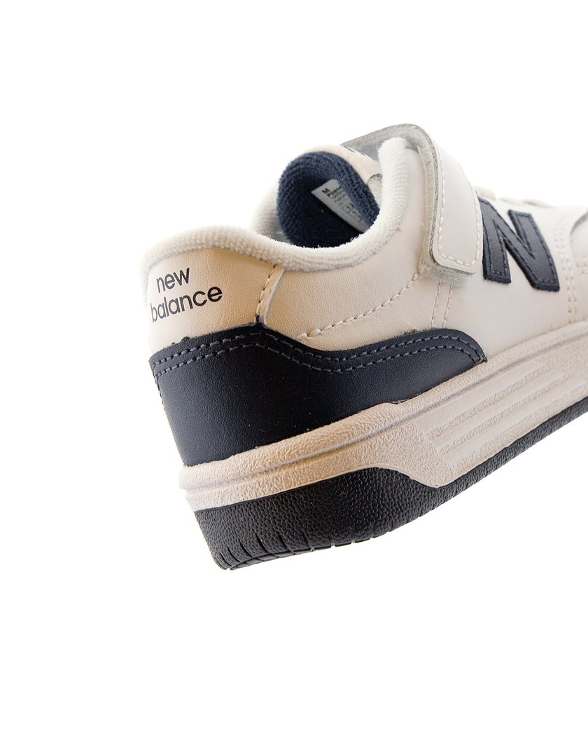 New Balance Vit Sneakers